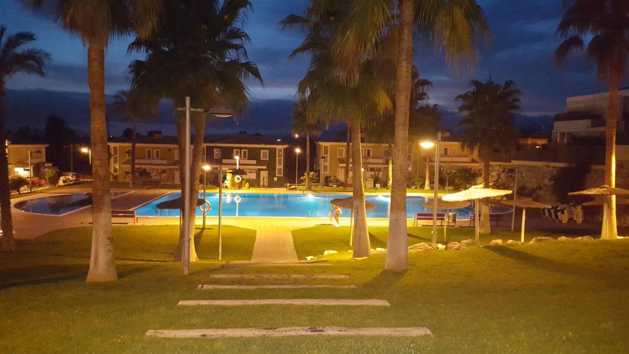 Chalet Bonalba Golf Alicante Eksteriør billede