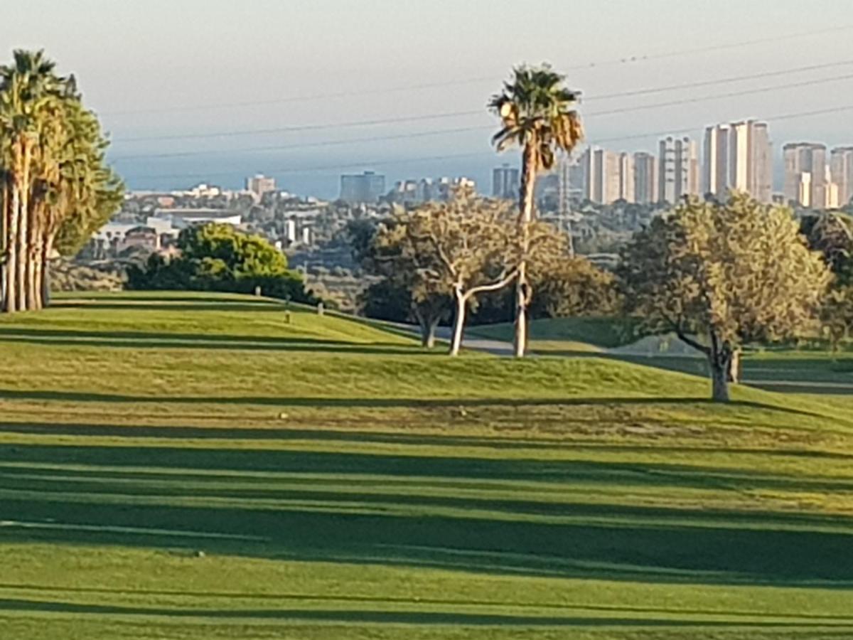 Chalet Bonalba Golf Alicante Eksteriør billede