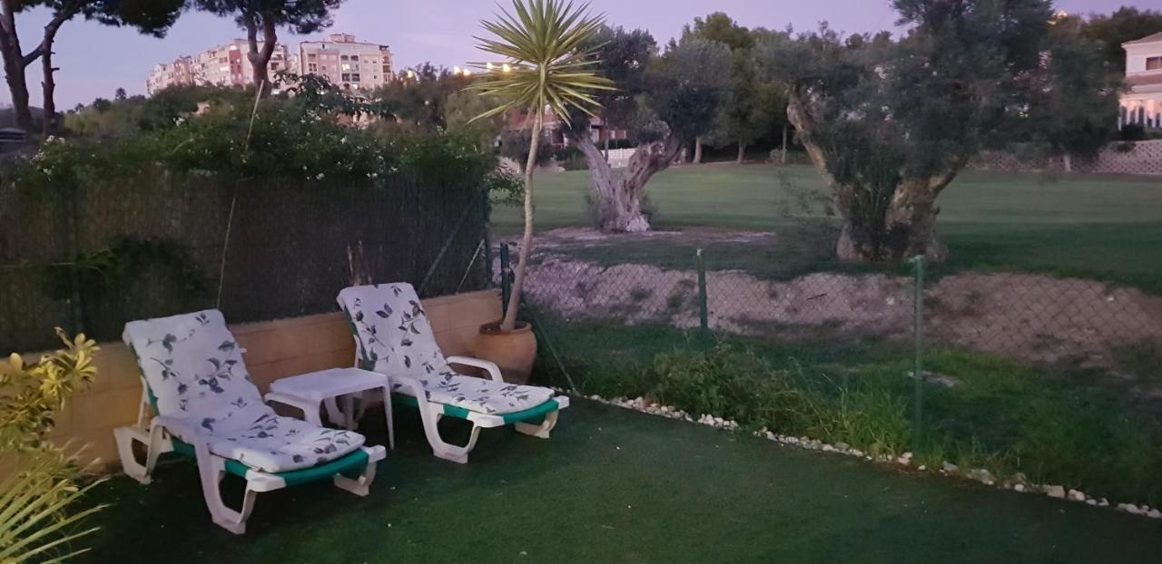 Chalet Bonalba Golf Alicante Eksteriør billede